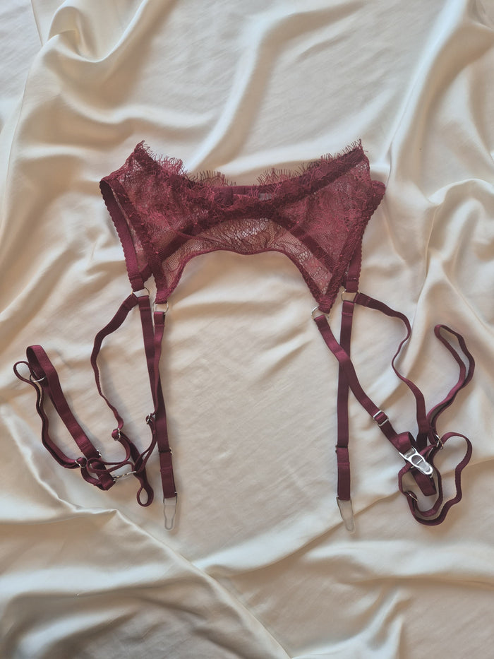 Lingerie Belt Burgundy